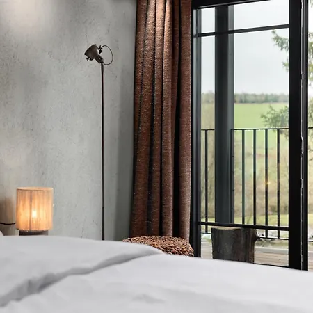 Hillview Grandvoir